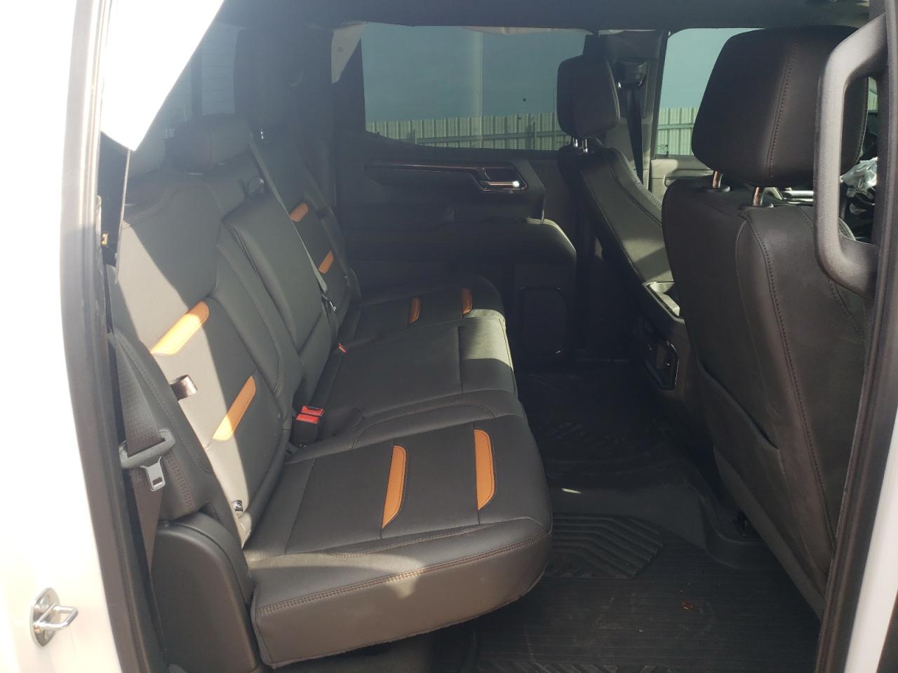 2023 GMC SIERRA K1500 AT4 VIN:1GTUUEE89PZ128664