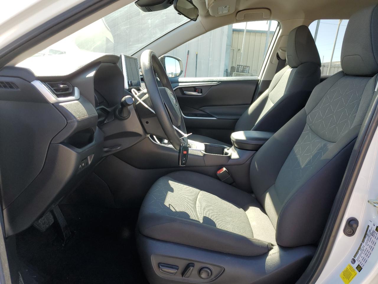 2023 TOYOTA RAV4 XLE VIN:2T3W1RFV9PC235499