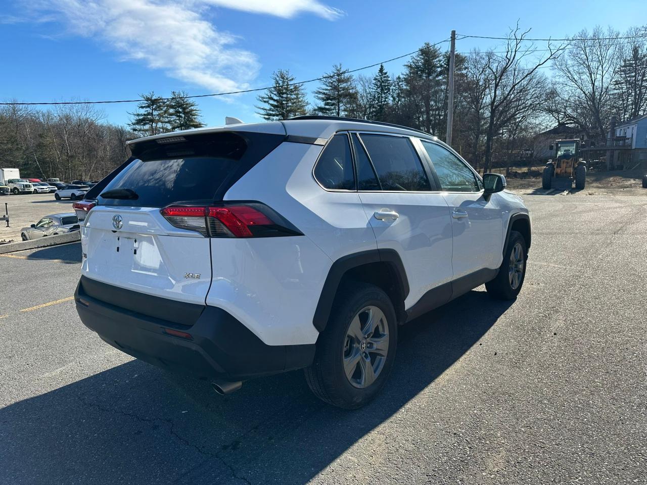 2024 TOYOTA RAV4 XLE VIN:JTDKARFU2G3013331
