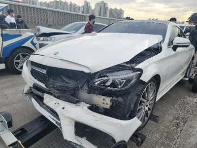 2016 Mercedes-Benz C 200 038KMWDDWJ4CB9GF3 VIN:038KMWDDWJ4CB9GF3