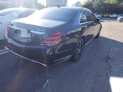 2020 Mercedes-Benz S 560 VIN: