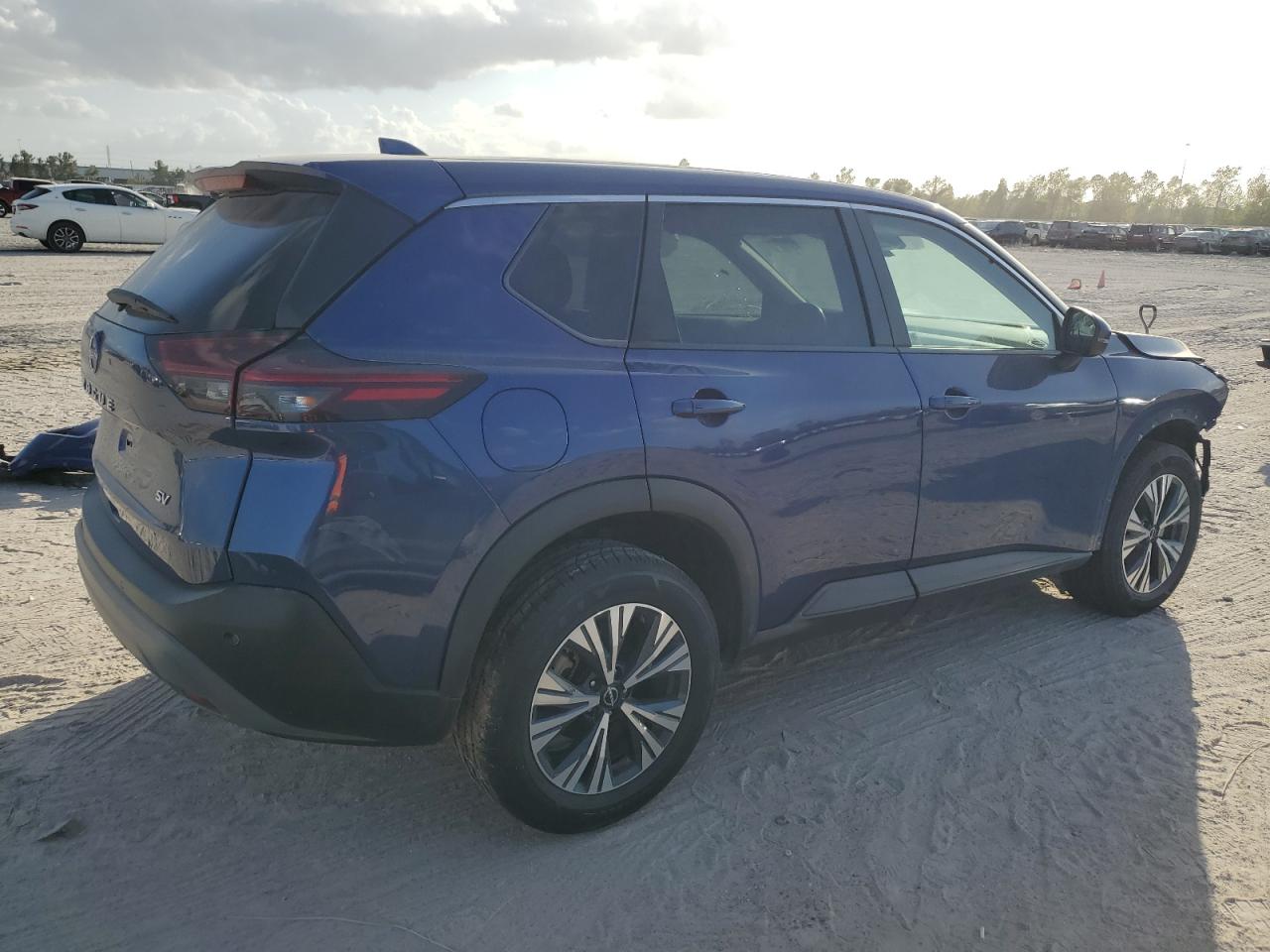 2022 NISSAN ROGUE SV VIN:5N1BT3BA2NC698832
