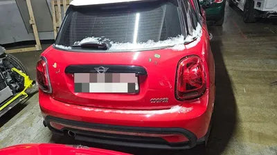 2022 MINI Cooper VIN: