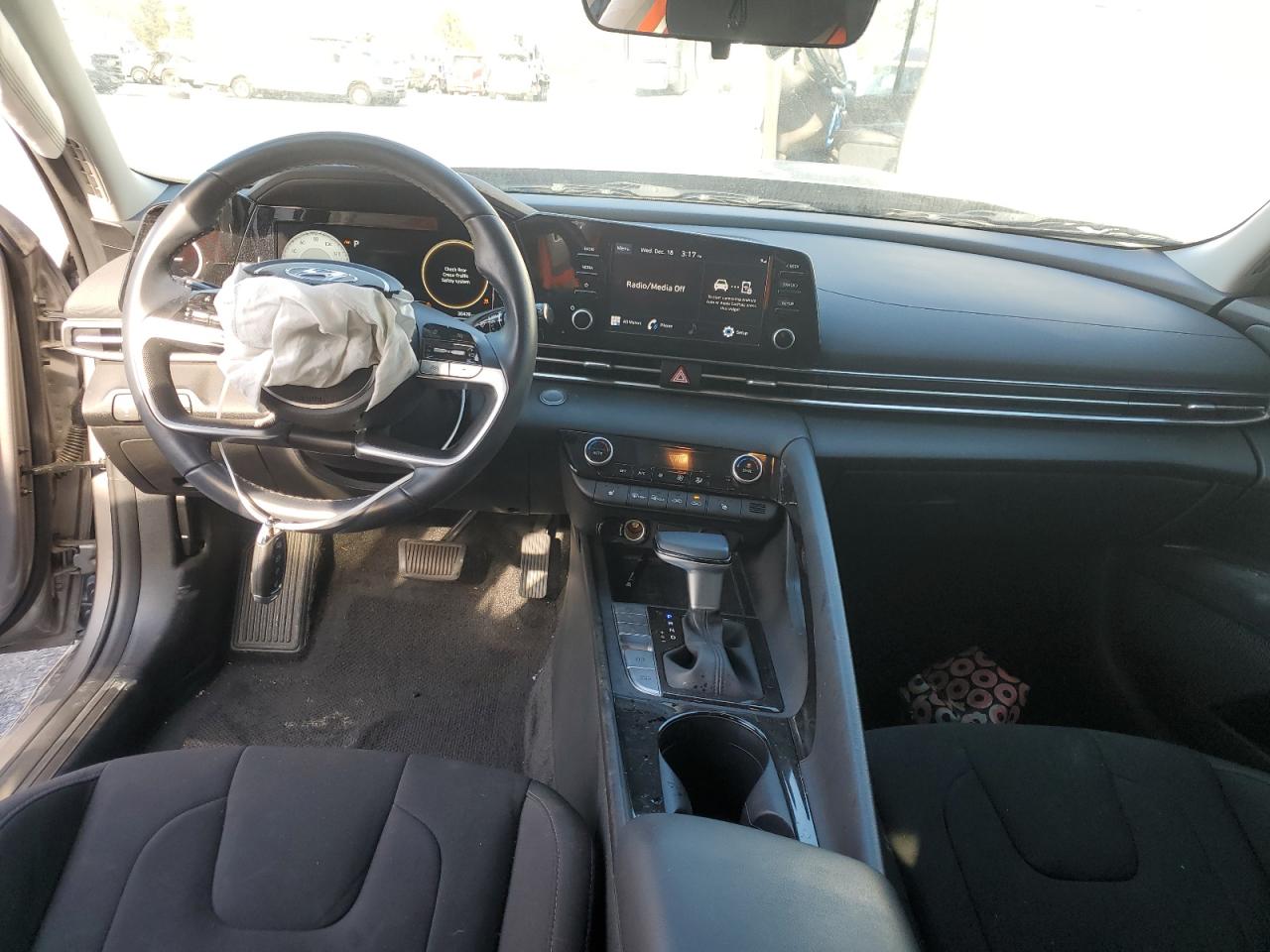 2022 HYUNDAI ELANTRA SEL VIN:KMHLS4AG7NU321118
