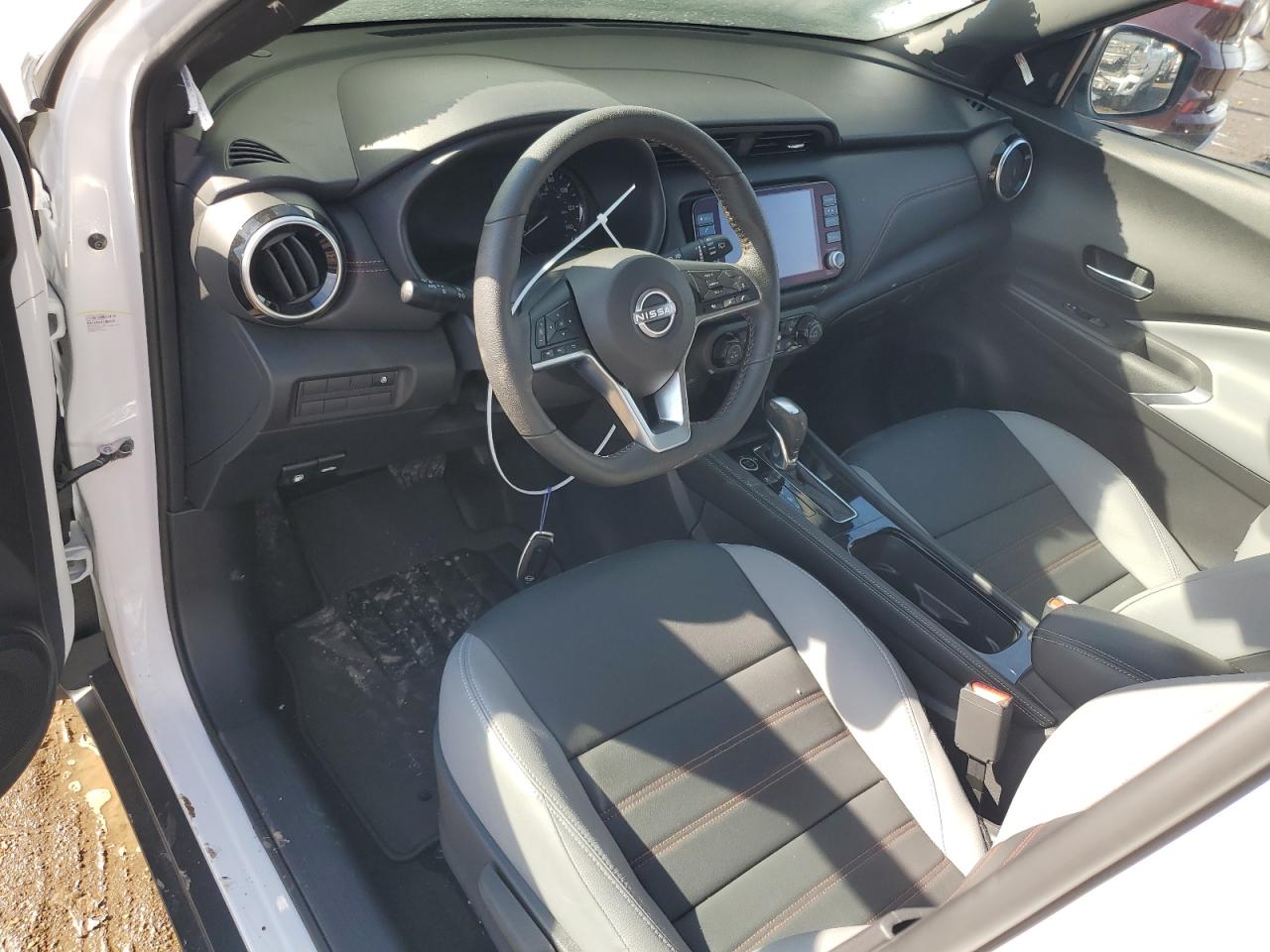 2023 NISSAN KICKS SR VIN:3N1CP5DV1PL571928