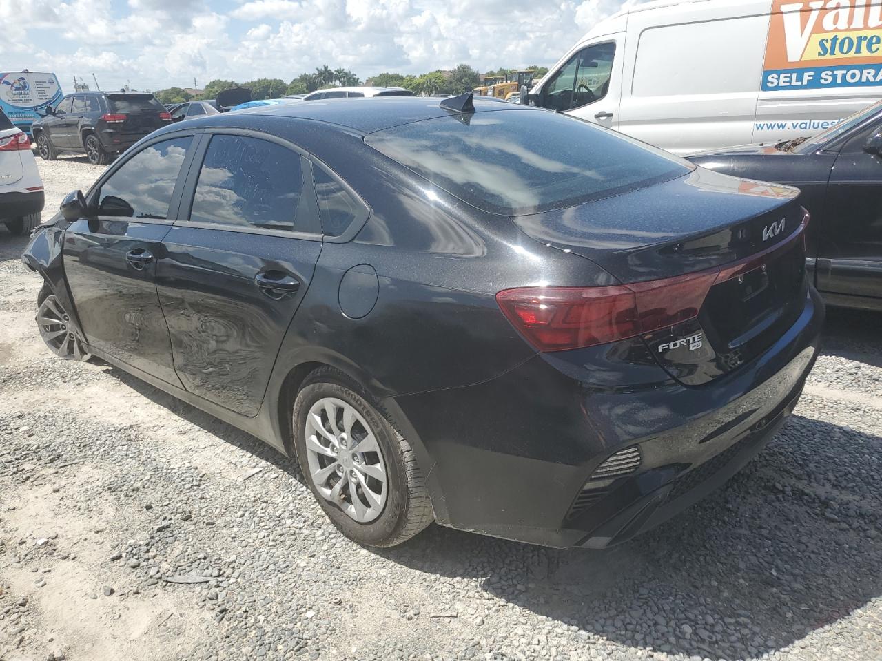 2023 KIA FORTE LX VIN:3KPF24AD4PE579718