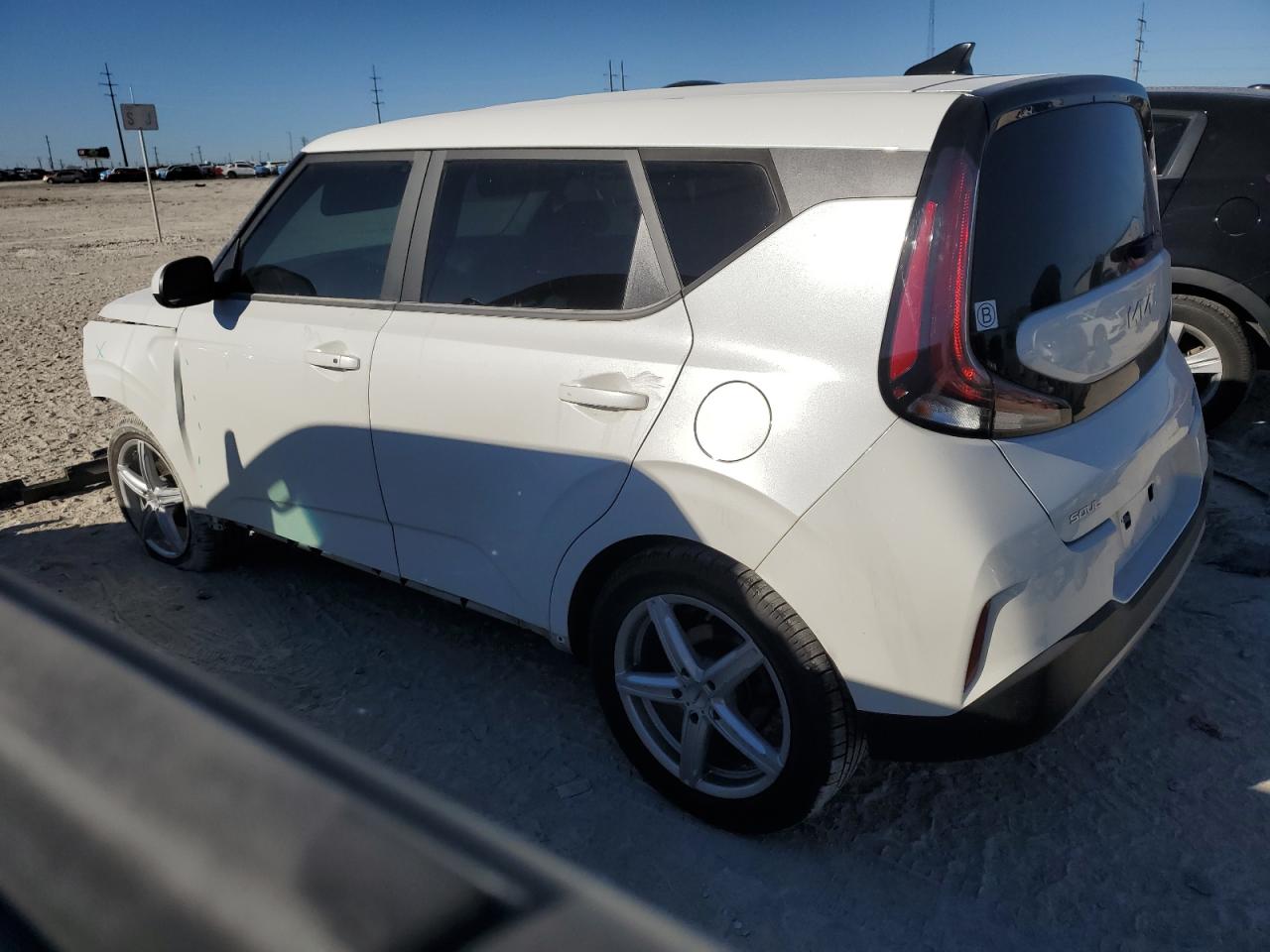 2023 KIA SOUL EX VIN:KNDJ33AU4P7860130