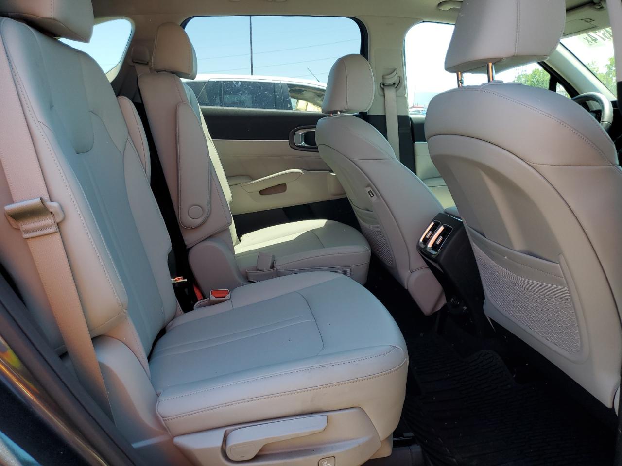 2023 KIA SORENTO SX VIN:5XYRK4LFXPG240864
