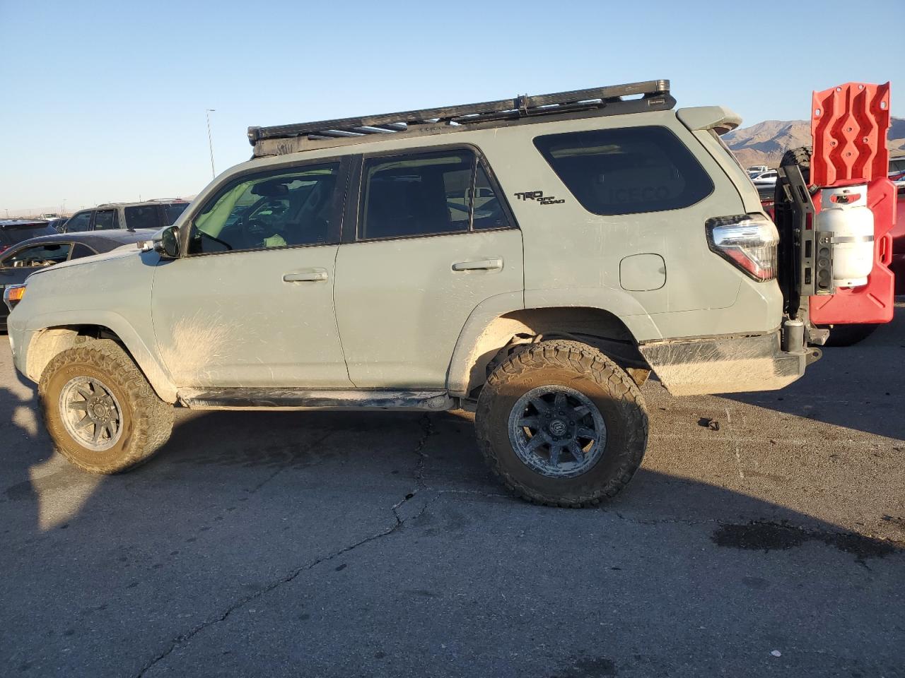 2022 TOYOTA 4RUNNER SR5 PREMIUM VIN:JTERU5JRXN5974631