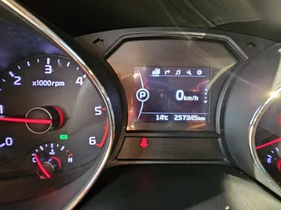 2015 Kia Carnival VIN: