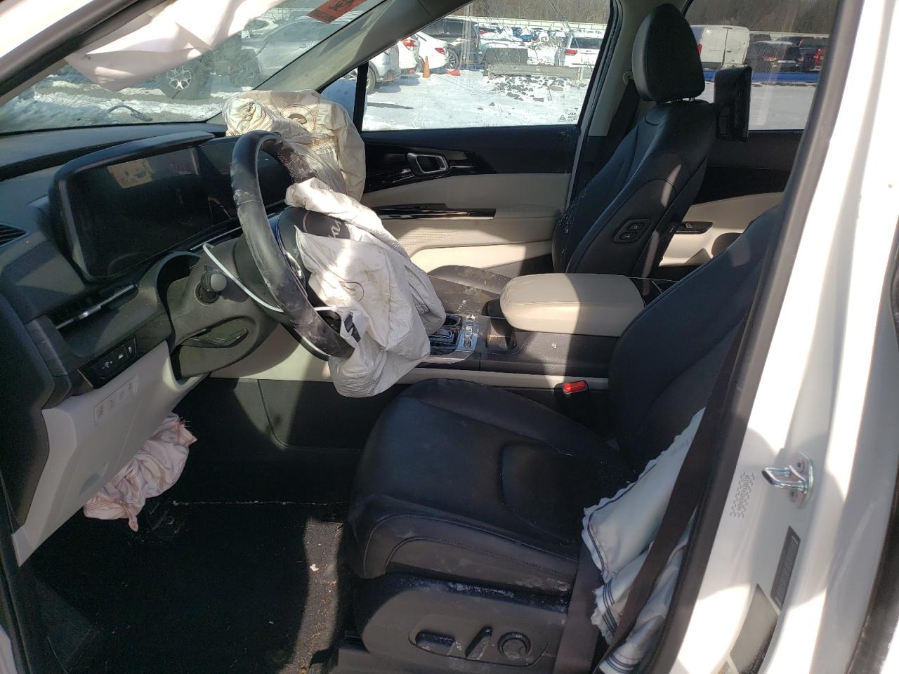 2024 KIA CARNIVAL SX VIN:KNDNE5H31R6385159