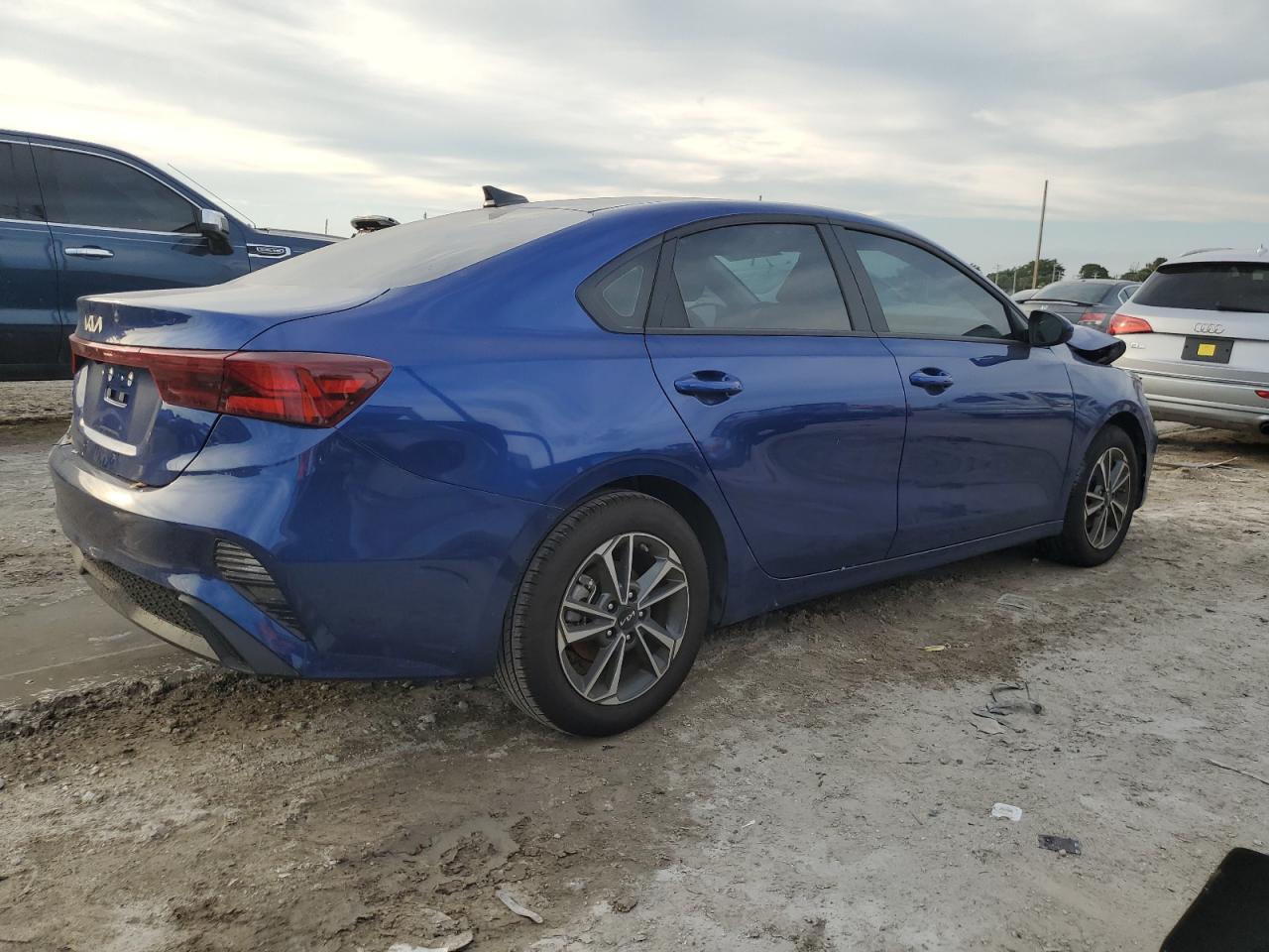 2024 KIA FORTE LX VIN:3KPF24AD7RE772898