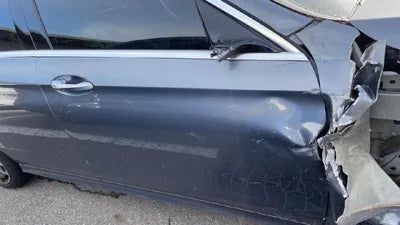 2021 Mercedes-Benz E 220 VIN: