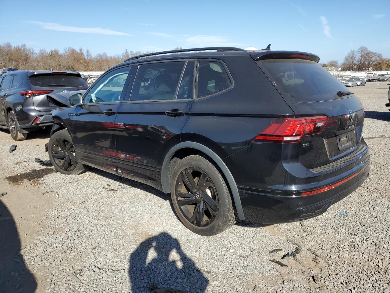 2023 VOLKSWAGEN TIGUAN SE R-LINE BLACK VIN:3VV8B7AXXPM080546