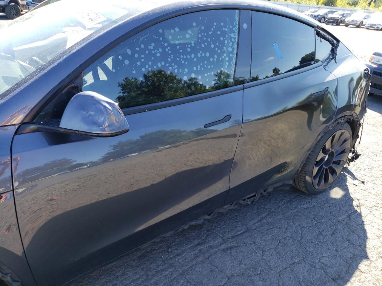 2022 TESLA MODEL Y  VIN:7SAYGDEF4NF346065