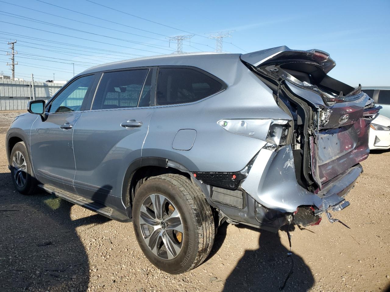 2024 TOYOTA HIGHLANDER LE VIN:5TDKDRBH6RS532237
