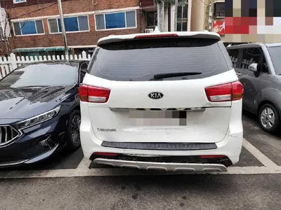 2017 Kia Carnival VIN: