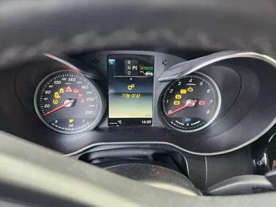 2019 Mercedes-Benz GLC 350 WDC0G5EB8KF557946 VIN:WDC0G5EB8KF557946