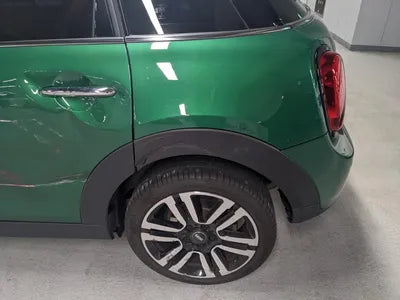 2021 MINI Cooper VIN:
