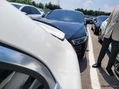 2017 Mercedes-Benz C 63 AMG WDDWF8GB6HF580111 VIN:WDDWF8GB6HF580111