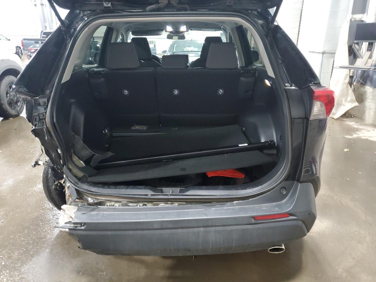 2024 TOYOTA RAV4 XLE VIN:2T3P1RFV7RW455682