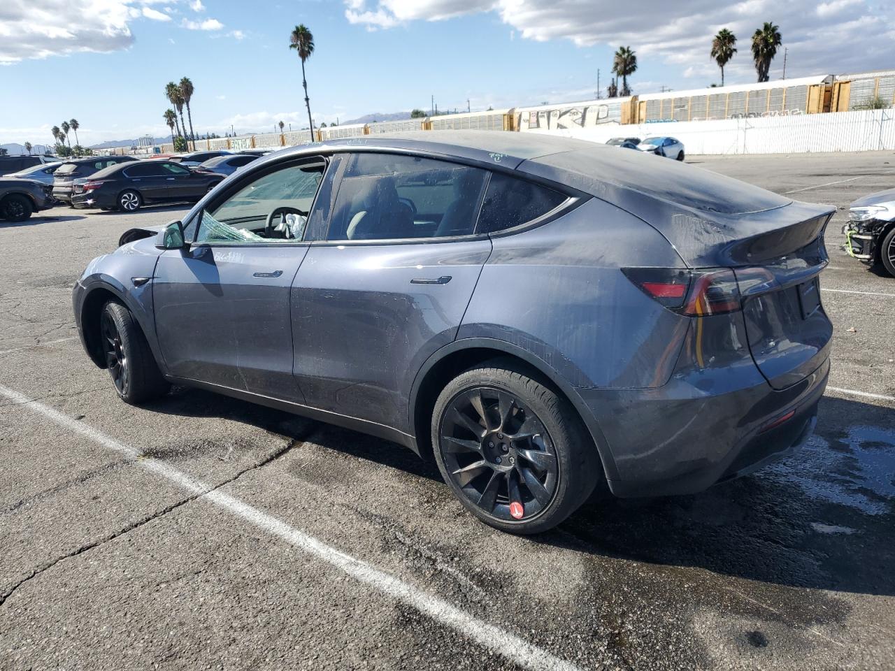 2023 TESLA MODEL Y  VIN:7SAYGDED1PF964686
