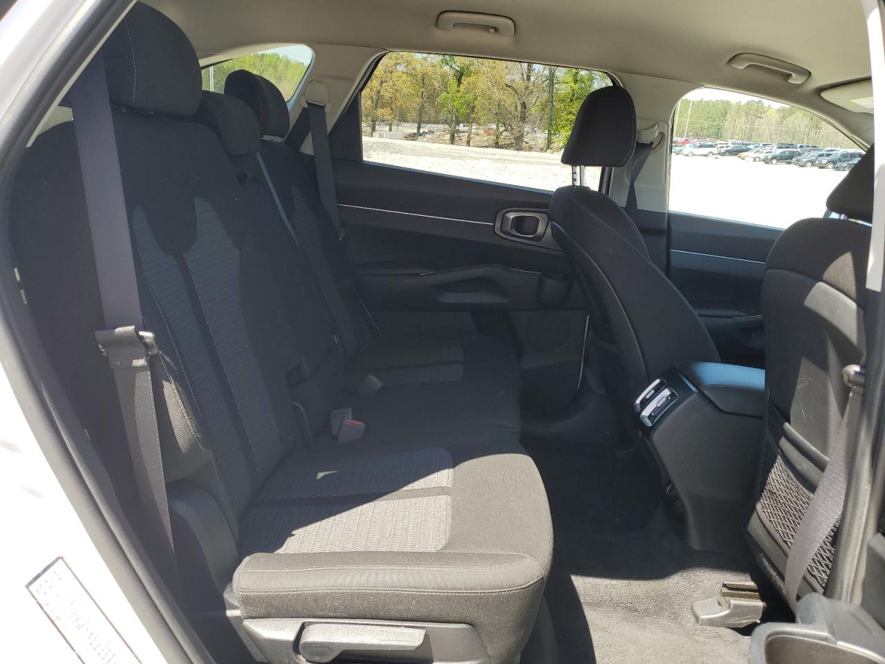 2022 KIA SORENTO LX VIN:5XYRG4LC9NG111583