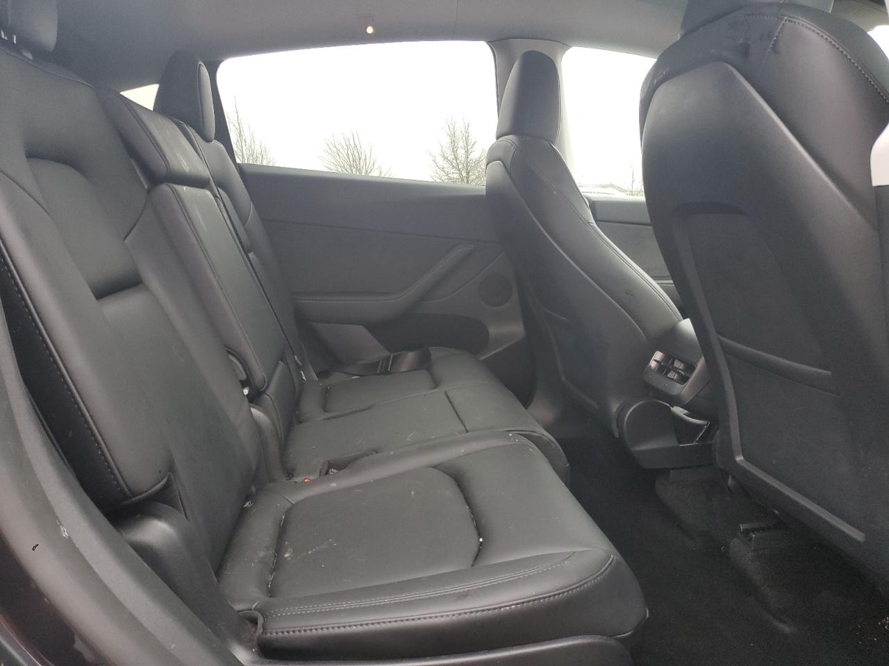2024 TESLA MODEL Y  VIN:7SAYGAEE2RF063773