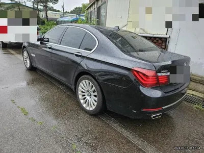 2015 BMW 740 VIN: