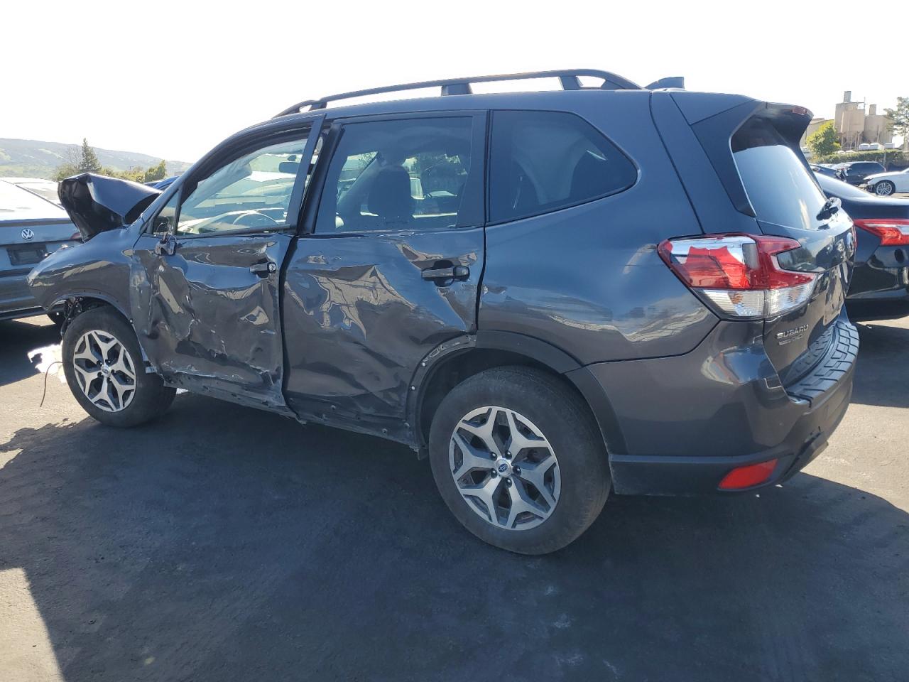 2023 SUBARU FORESTER PREMIUM VIN:JF2SKAEC6PH511768