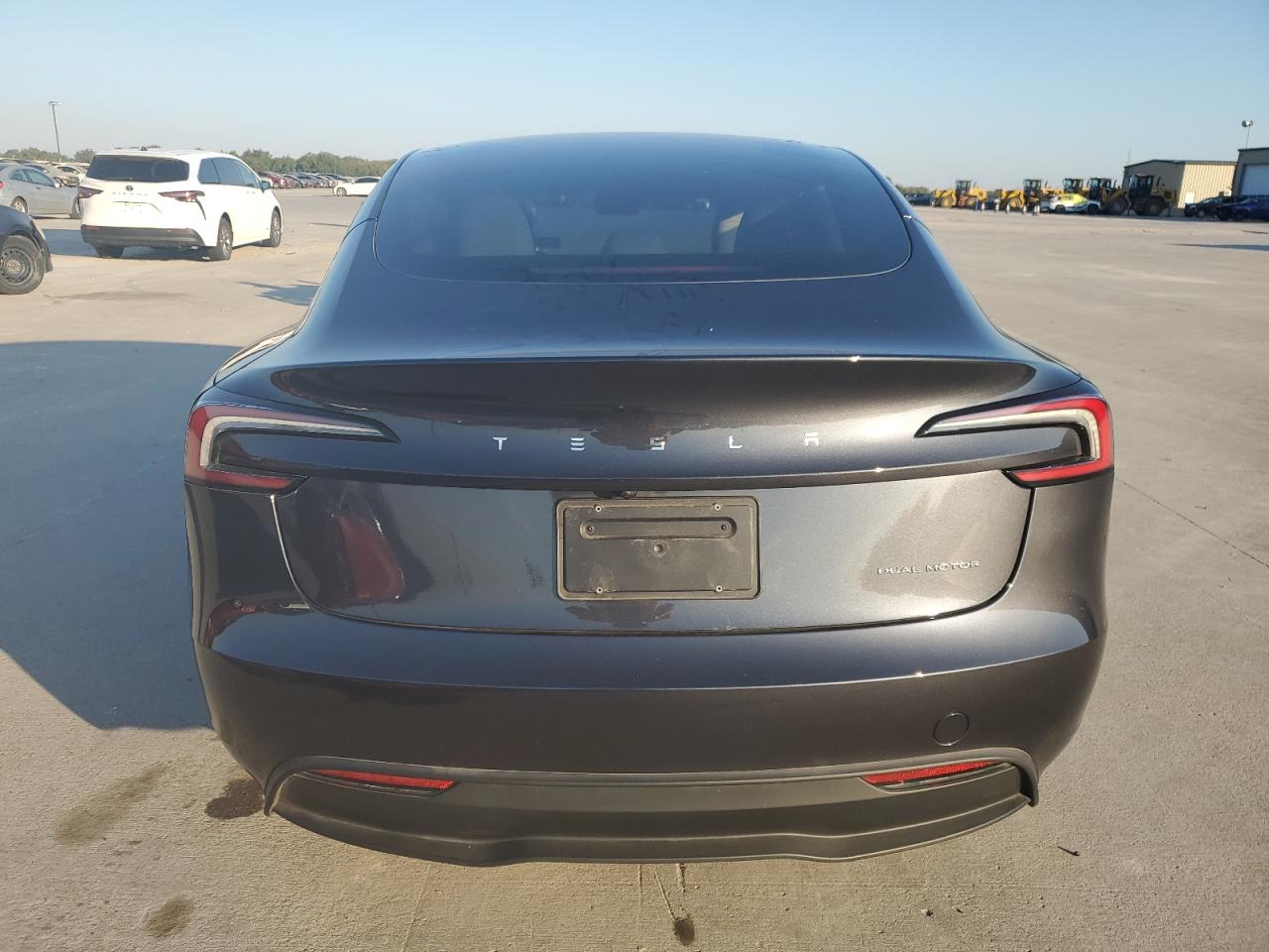 2024 TESLA MODEL 3  VIN:5YJ3E1EB7RF756633