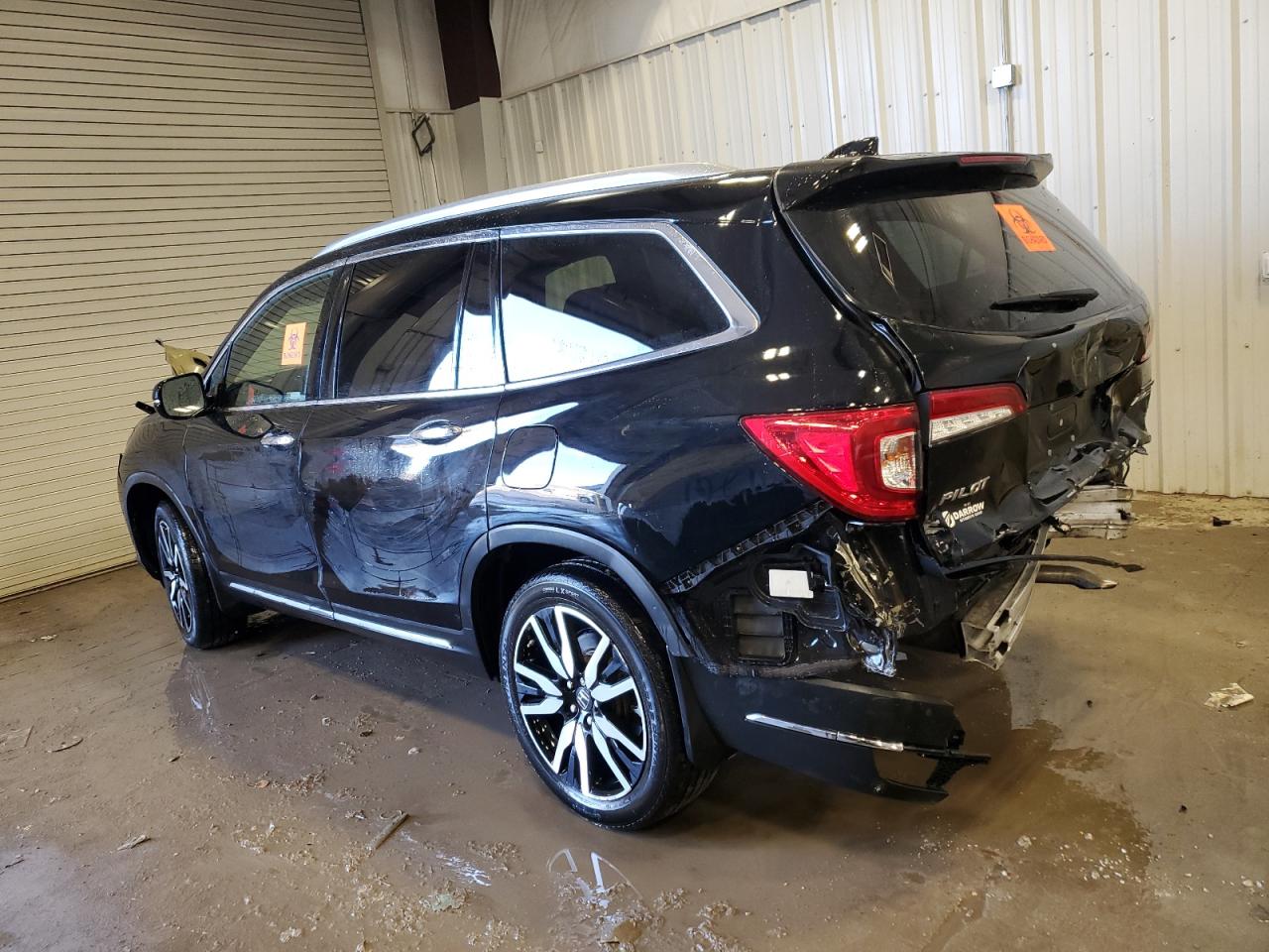 2022 HONDA PILOT TOURING VIN:5FNYF6H63NB022810