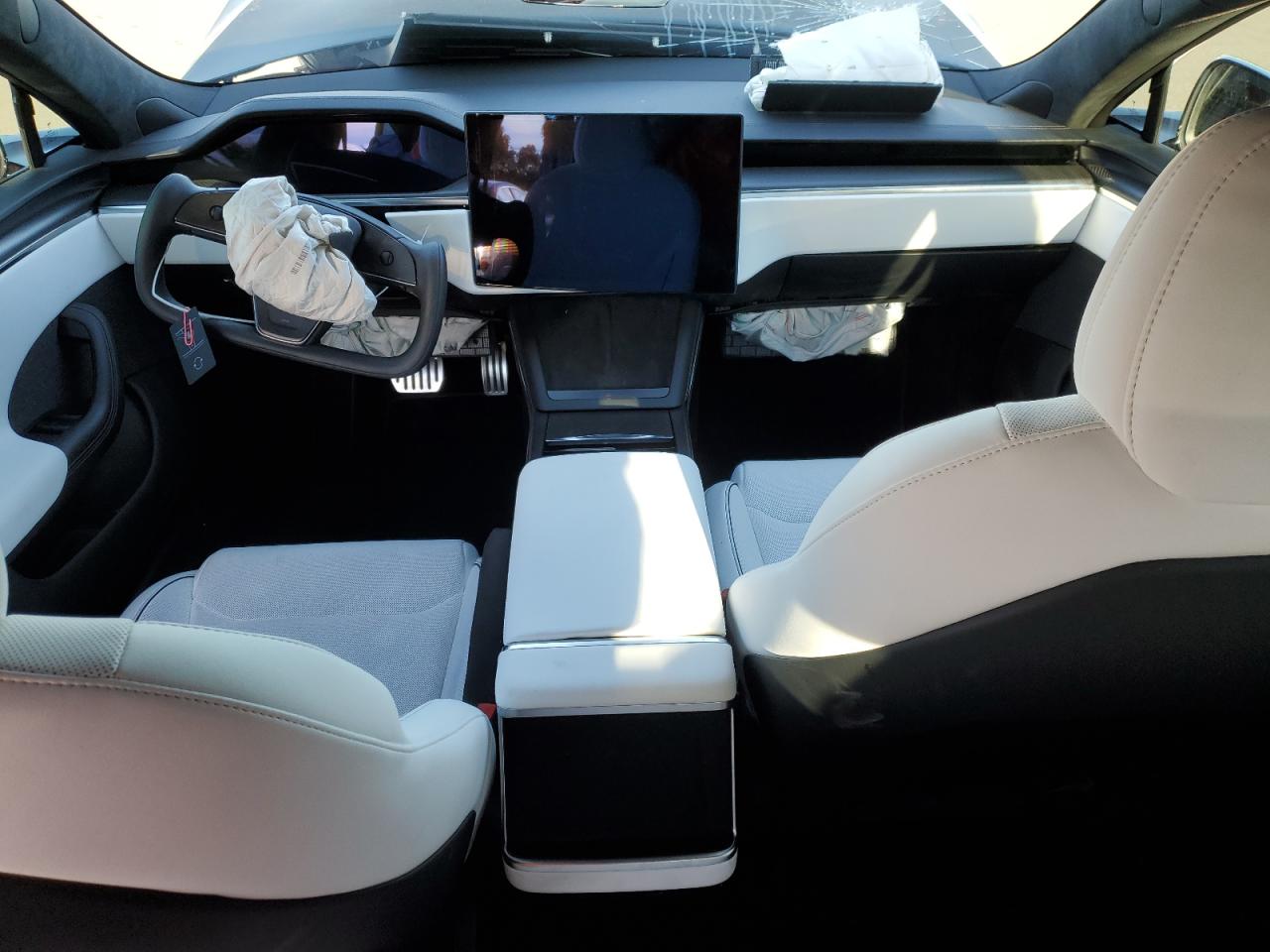 2024 TESLA MODEL S  VIN:5YJSA1E65RF533887