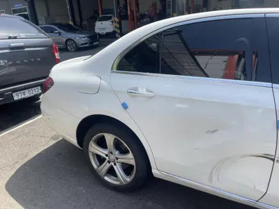 2016 Mercedes-Benz E 220 WDDZF0EB9HA060080 VIN:WDDZF0EB9HA060080