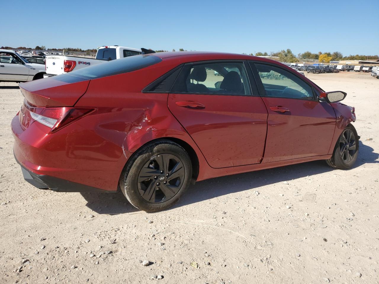 2023 HYUNDAI ELANTRA SEL VIN:KMHLM4AG1PU583679
