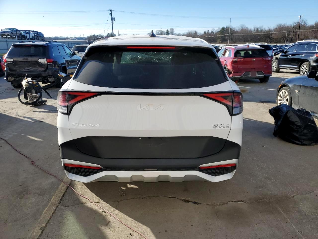 2024 KIA SPORTAGE EX VIN:1NXBR32E57Z931598