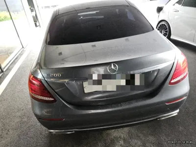 2017 Mercedes-Benz E 200 VIN: