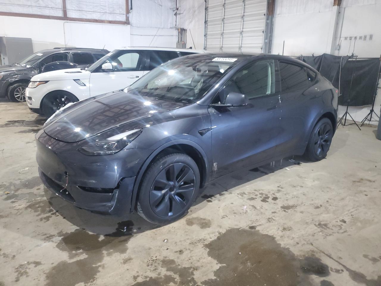 2024 TESLA MODEL Y  VIN:7SAYGDEE7RA323695