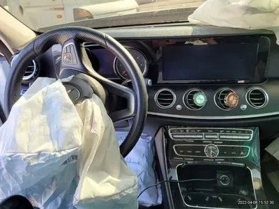 2017 Mercedes-Benz E 220 202KMWDDZF0EB4HA0 VIN:202KMWDDZF0EB4HA0