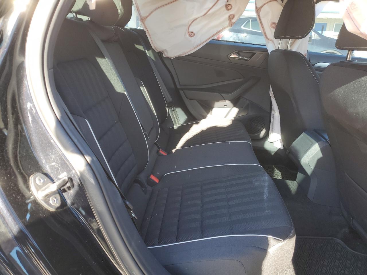 2023 VOLKSWAGEN JETTA SPORT VIN:3VWBM7BU5PM038060