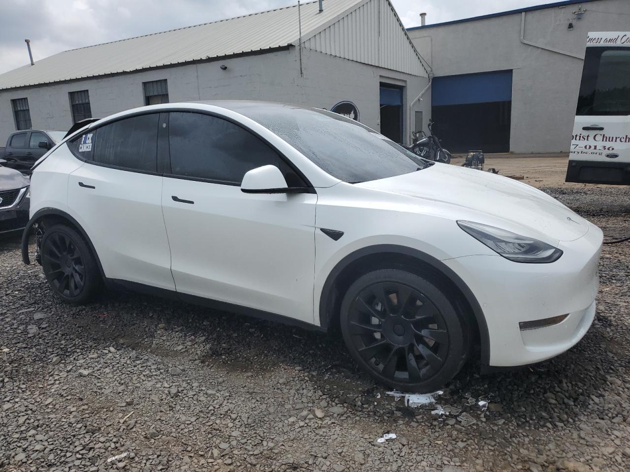 2022 TESLA MODEL Y  VIN:7SAYGDEE5NF312028