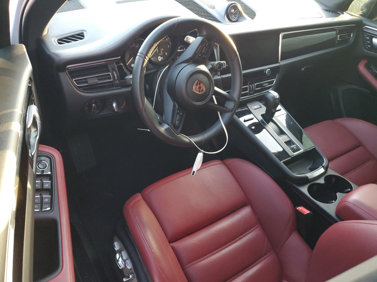 2023 PORSCHE MACAN BASE VIN:WP1AA2A58PLB17369
