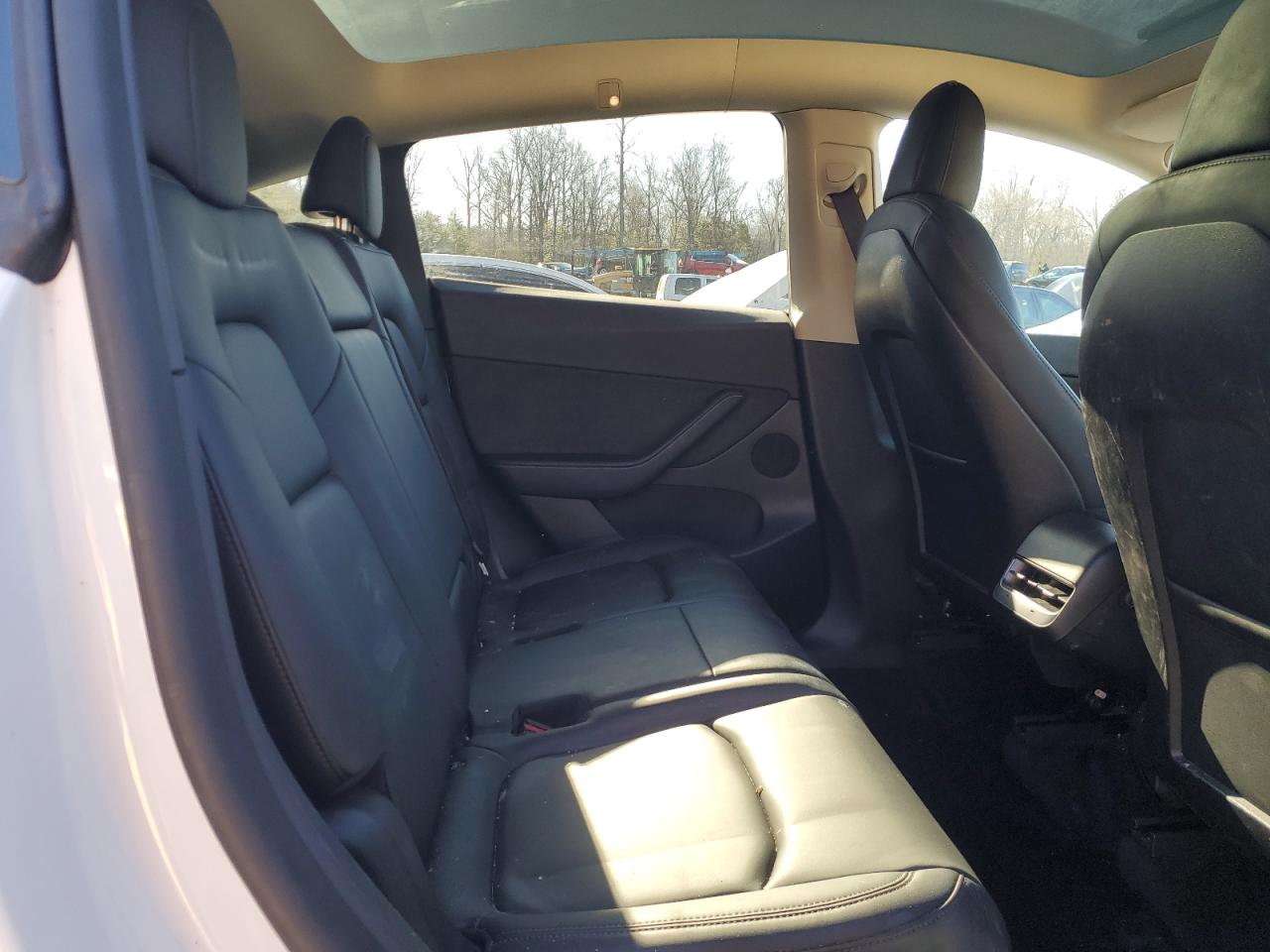 2022 TESLA MODEL Y  VIN:7SAYGAEE3NF466378