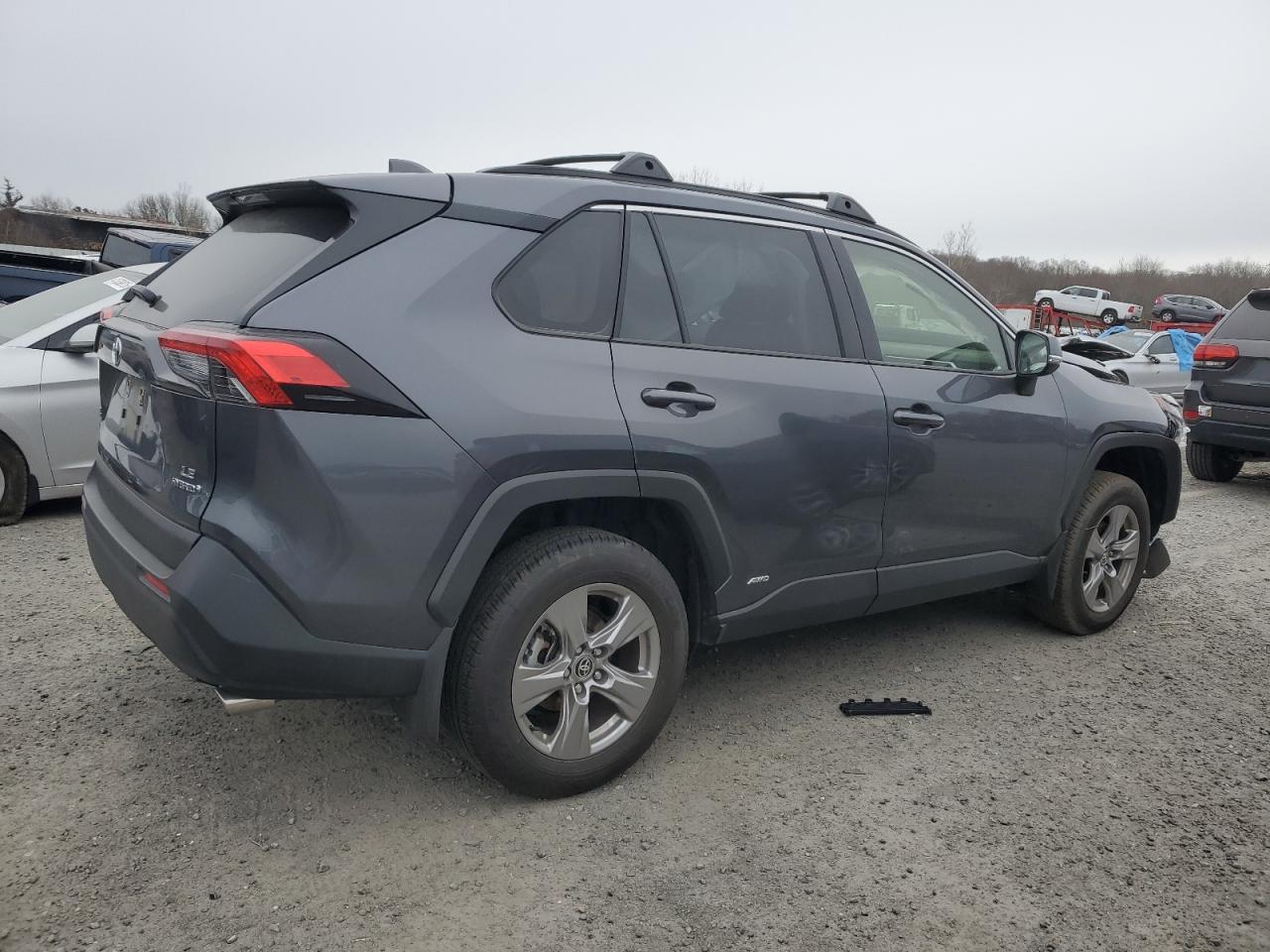 2024 TOYOTA RAV4 LE VIN:JTMMWRFV8RD237235