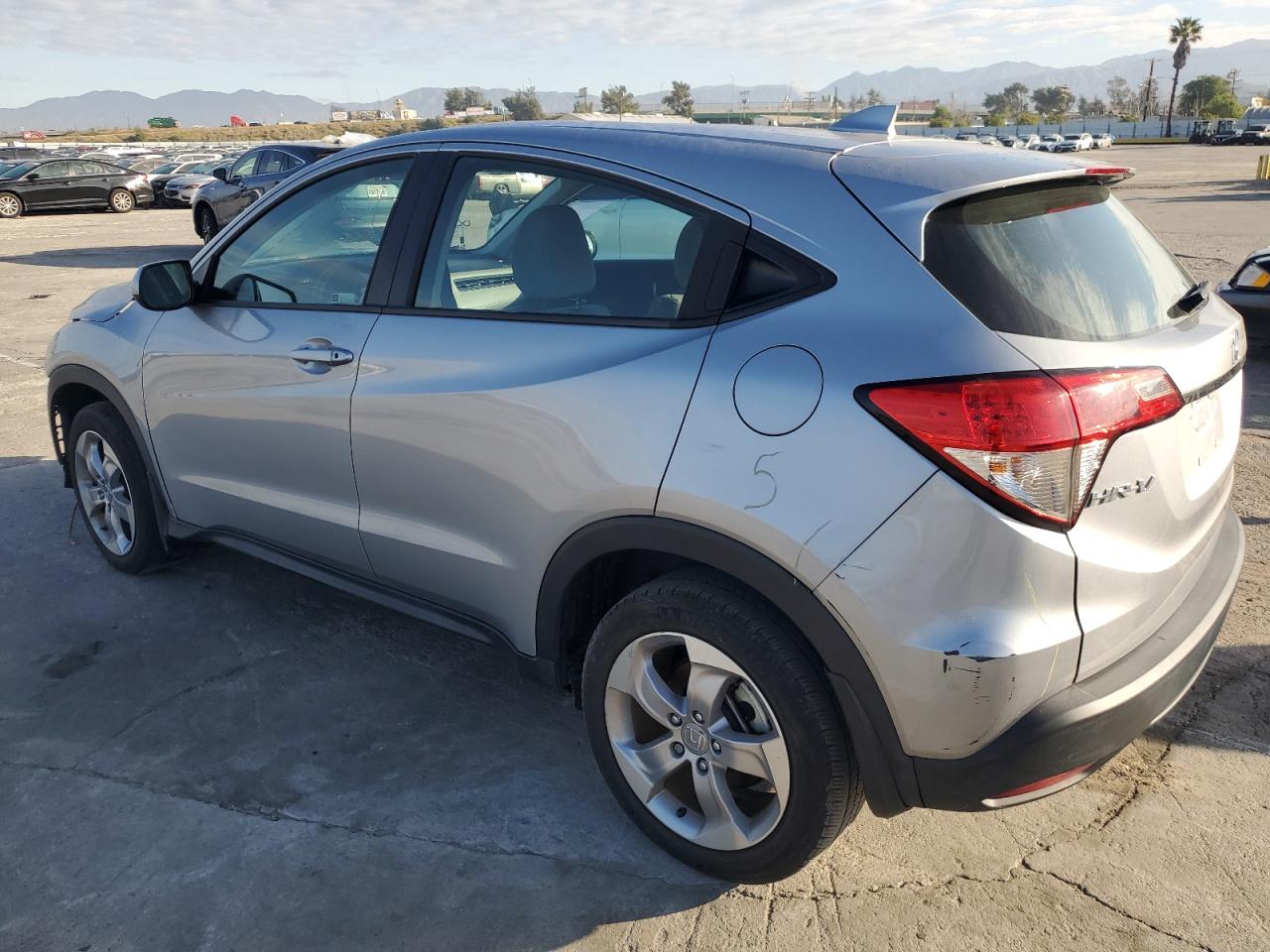 2022 HONDA HR-V LX VIN:3CZRU5H37NM704508