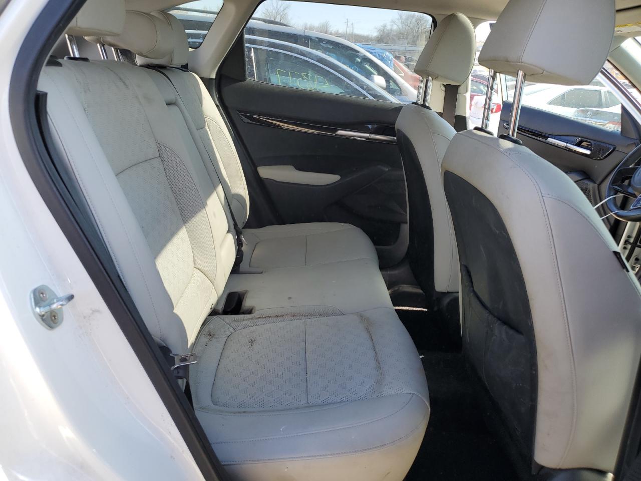 2022 KIA SELTOS EX VIN:KNDERCAA3N7247015