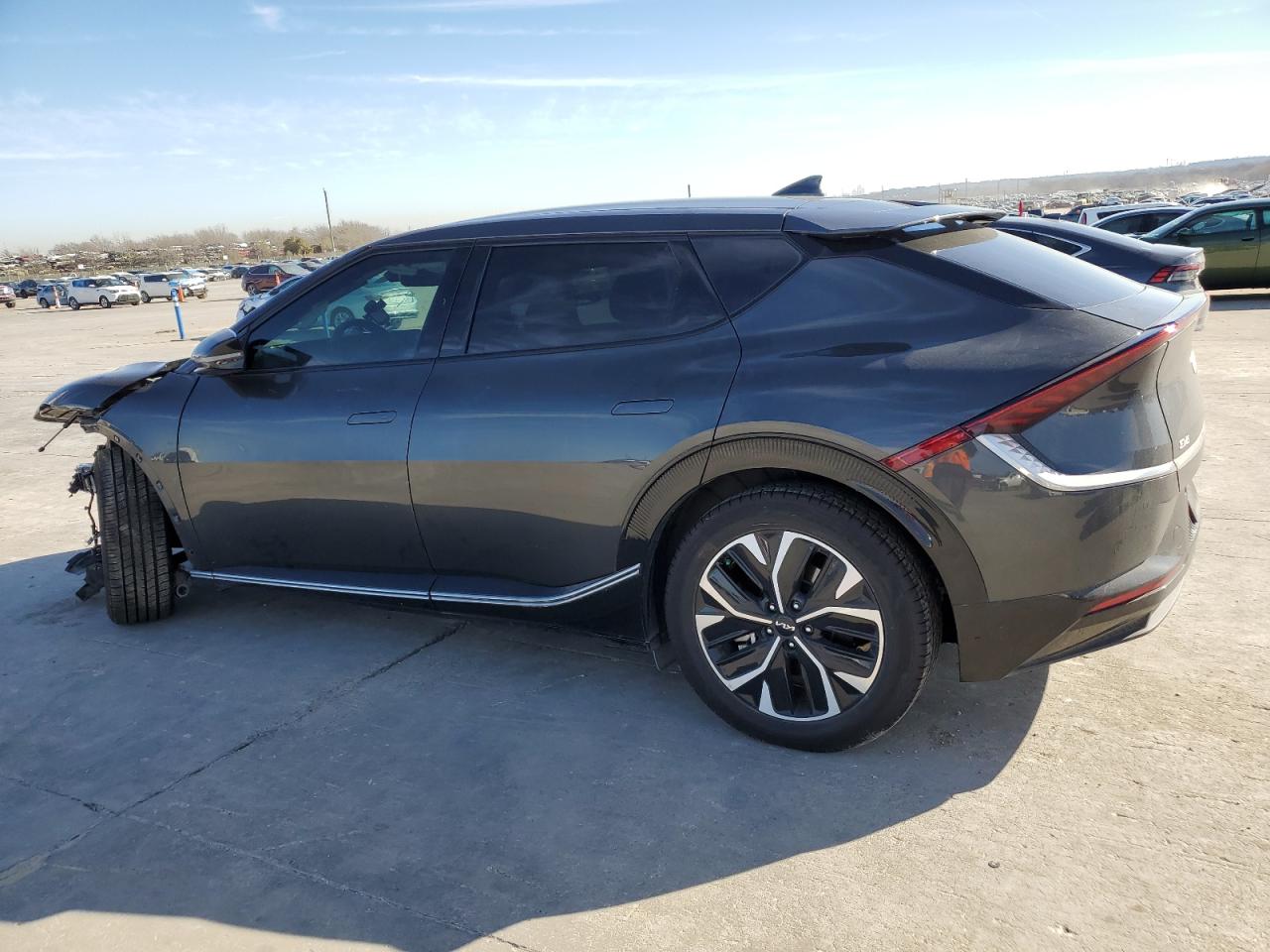 2022 KIA EV6 LIGHT VIN:KNDC34LA7N5059718
