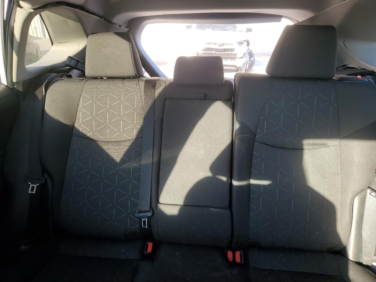 2022 TOYOTA RAV4 XLE VIN:2T3W1RFVXNC200886