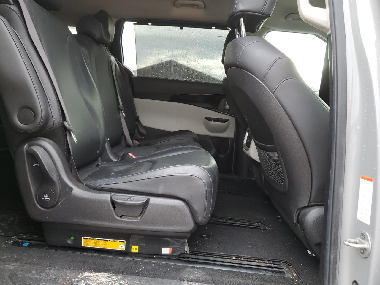 2022 KIA CARNIVAL EX VIN:KNDNC5H35N6062328