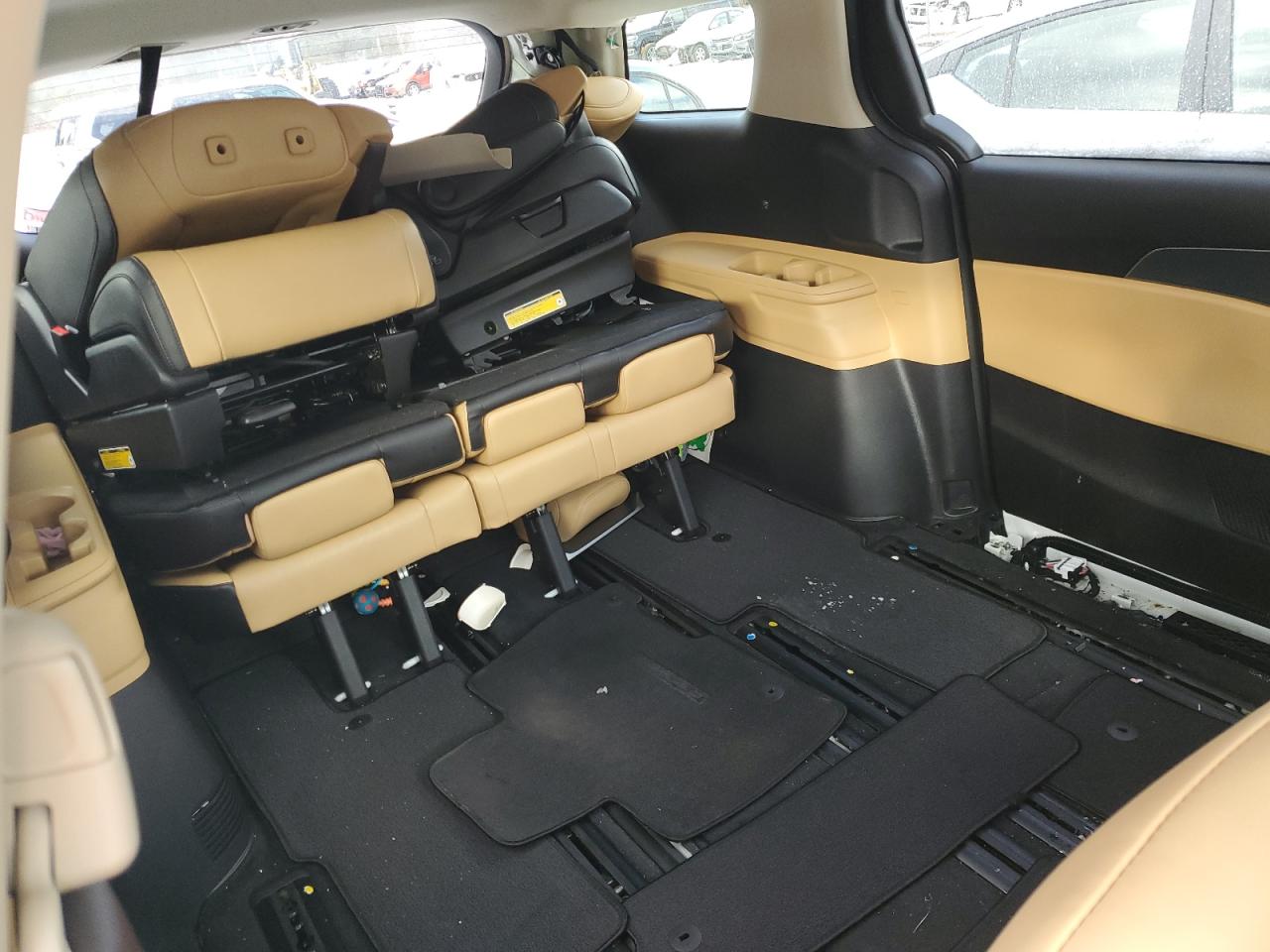2022 KIA CARNIVAL LX VIN:KNDNB4H37N6131937